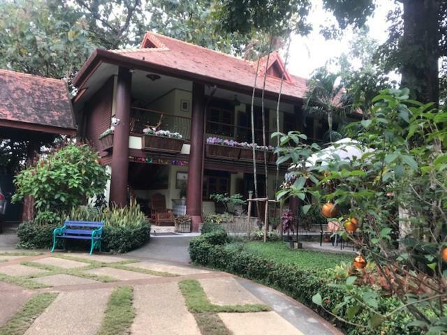 Kawila126 Hotel Chiang Mai Buitenkant foto